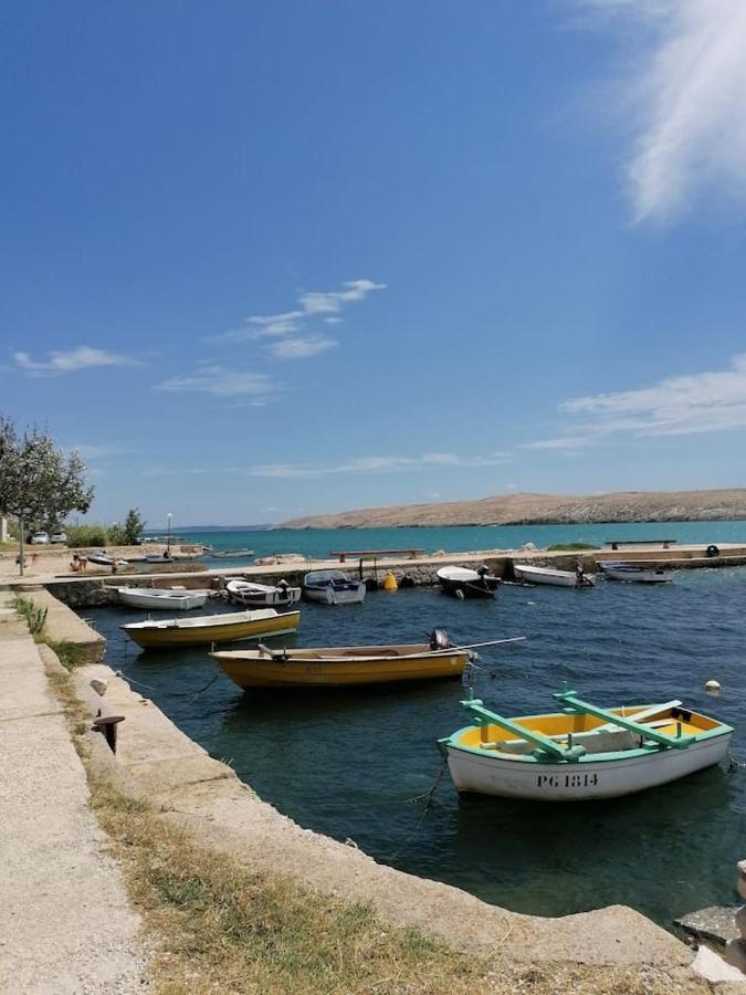Apartman Lidija Dinjiska Bagian luar foto
